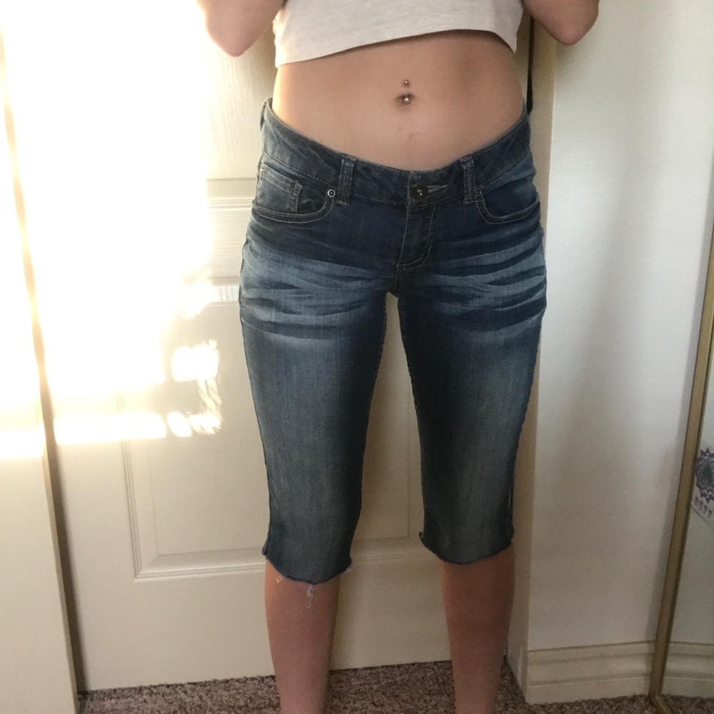Capris - Picture 3 of 3